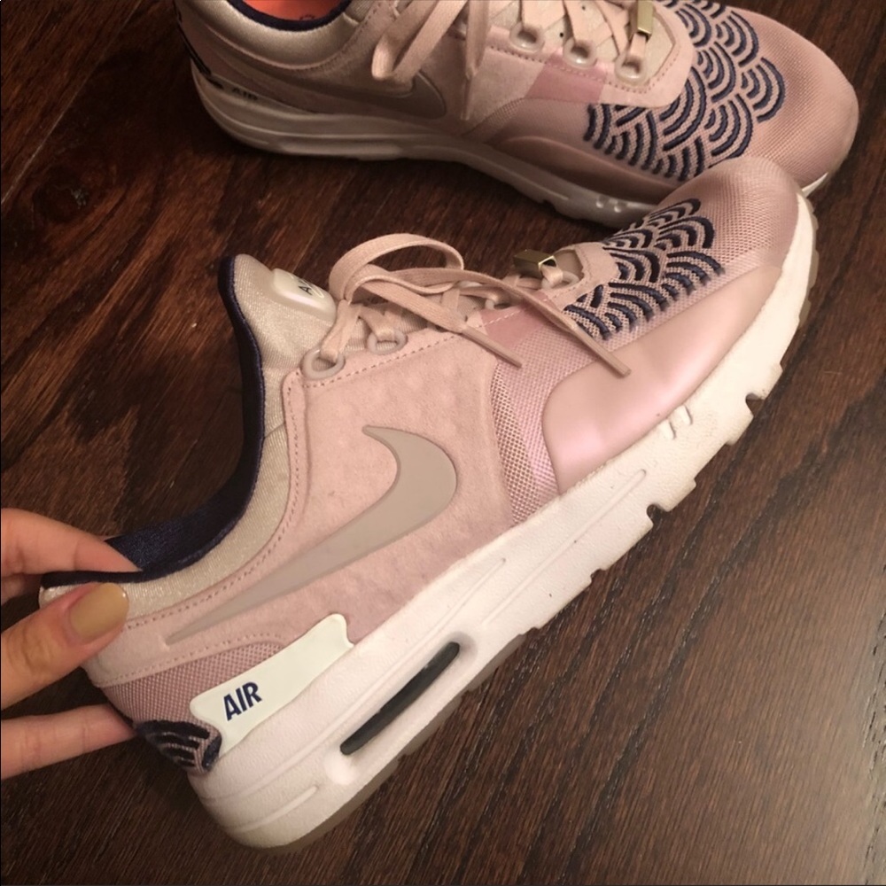 Air Max Tokyo